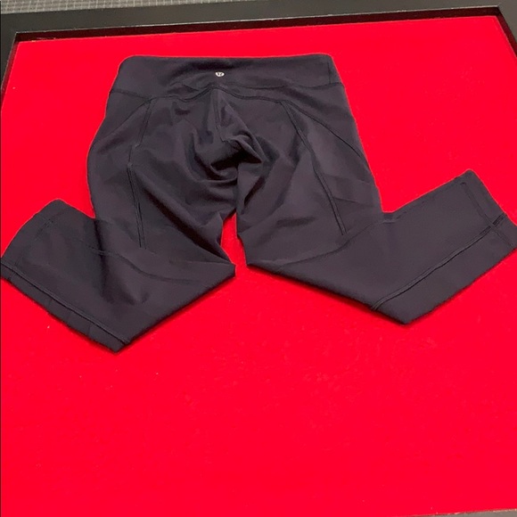 Lululemon leggings - Picture 2 of 8